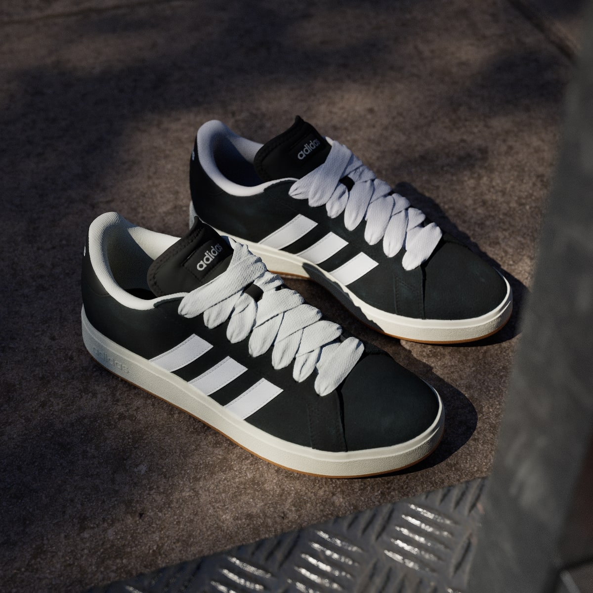 Adidas Grand Court Base 00s Sneakers - black / Cloud White / Gum - view 5