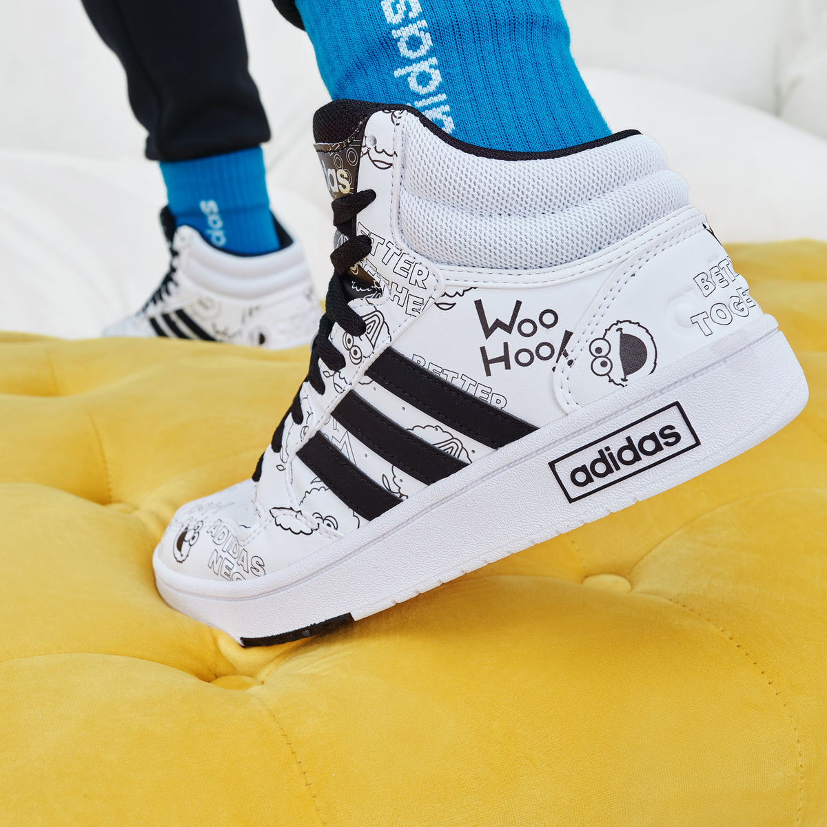 Adidas Hoops 3.0 MID Sneakers - White / Black - view 2