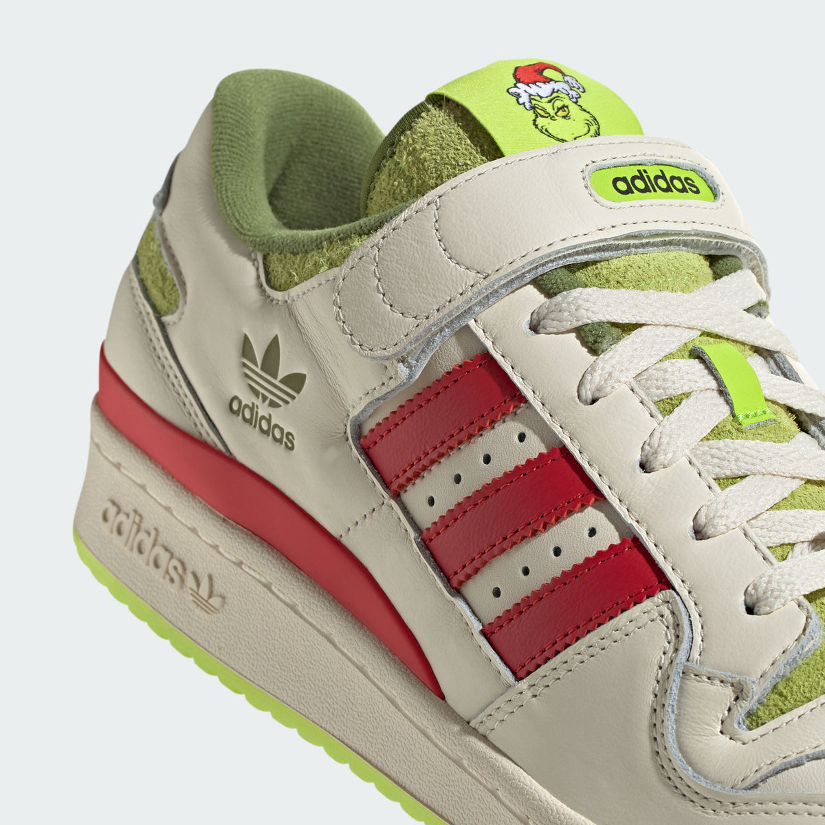 Adidas THE Grinch x Forum LOW Sneakers - Off White / Green / Red - view 8