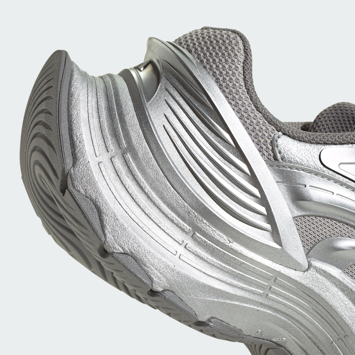 Adidas FOS XLG MTW Sneakers - Light Grey / Grey / Silver Metallic - view 8