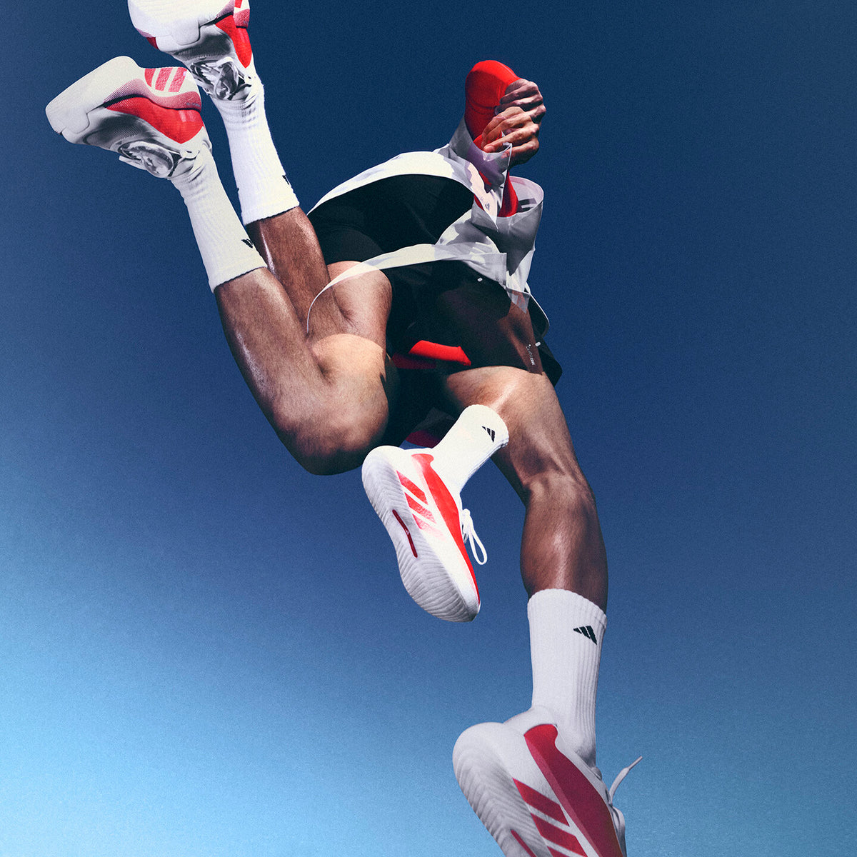 Adidas Hyperboost EDGE W Sneakers - White / Pure Ruby / White Metallic - view 8