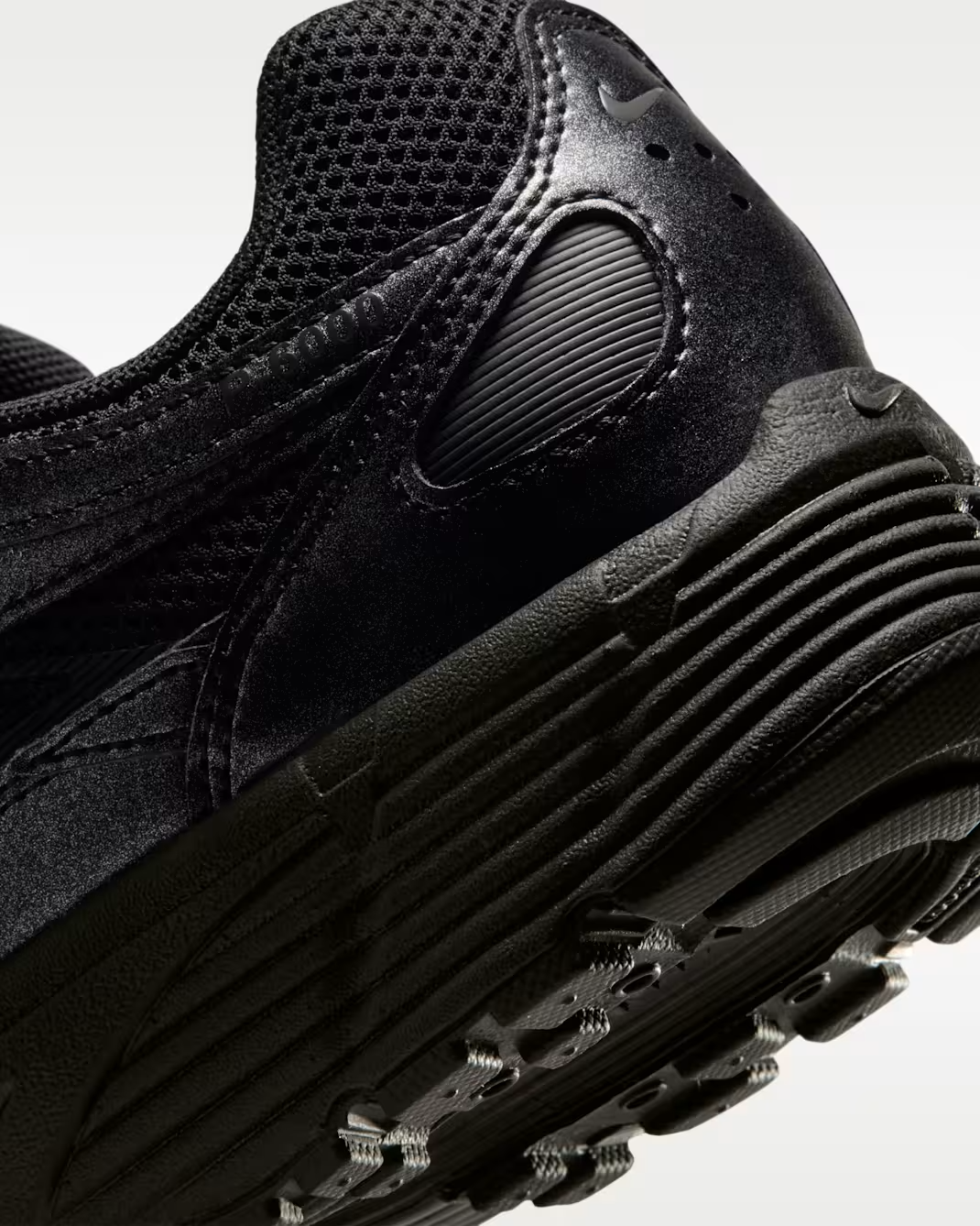 Nike P-6000