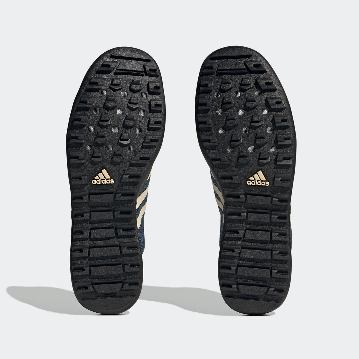 Adidas Terrex Daroga TWO 13 H.rdy Sneakers - Black / White - view 3