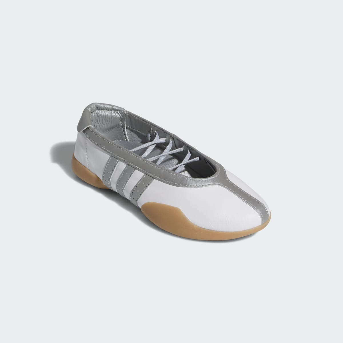 Adidas Taekwondo Mei Sneakers - Cloud White / Silver Metallic / Gum - view 4