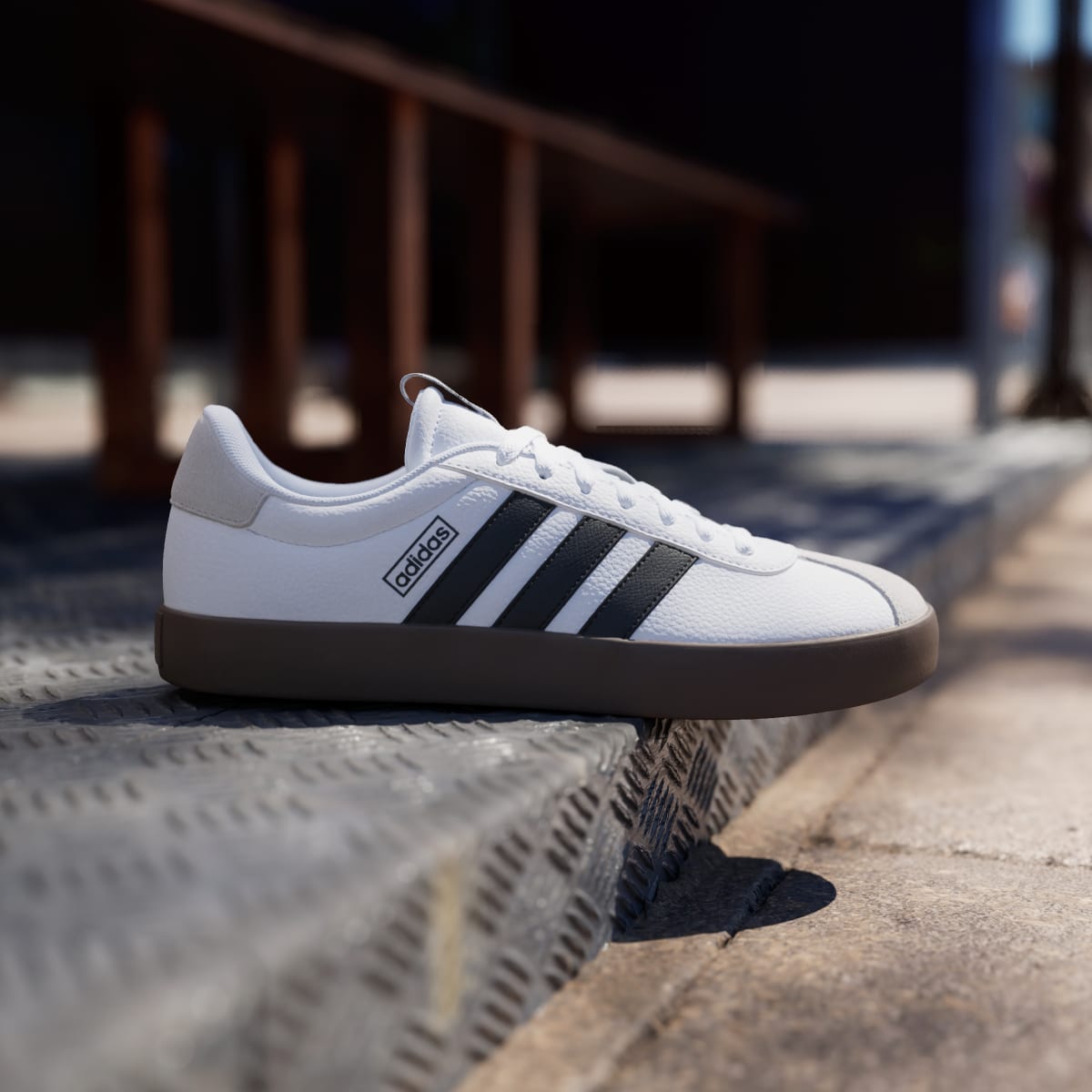 Adidas VL Court 3.0 Sneakers - Cloud White / Core Black / Grey One - view 3