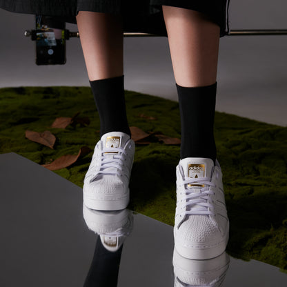 Adidas Superstar BOLD W Sneakers - Crystal White / Gold Metallic - view 3