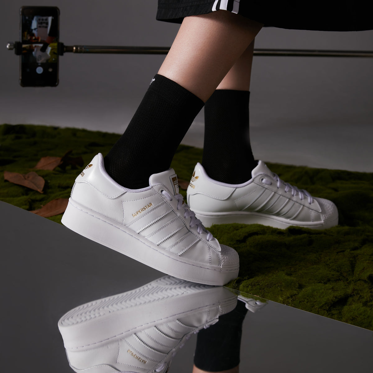 Adidas Superstar BOLD W Sneakers - Crystal White / Gold Metallic - view 1