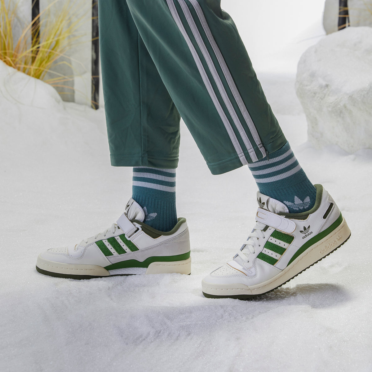 Adidas Forum 84 LOW Sneakers - White / Light Green / Dark Green - view 1