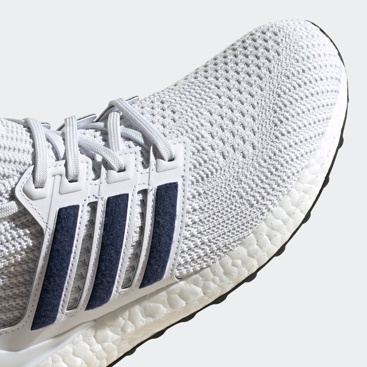 Adidas Ultraboost 4.0 DNA Sneakers - White / Collegiate Navy - view 8