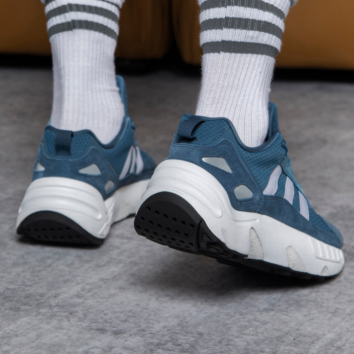 Adidas ZX 22 BOOST Sneakers - Blue / White - view 3