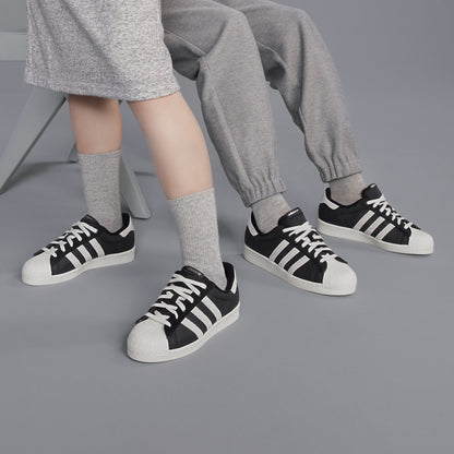 Adidas Superstar 82 Sneakers - Black / White - view 1