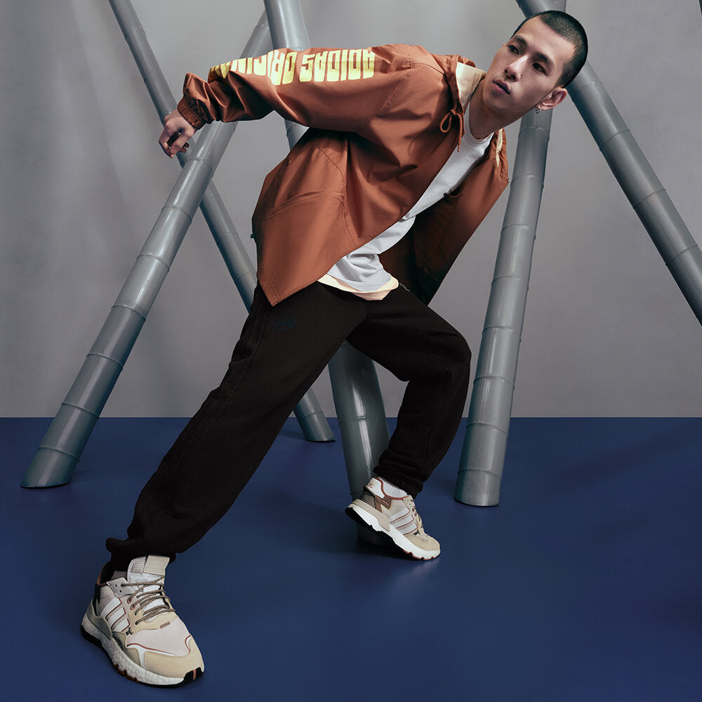 Adidas NITE Jogger Sneakers - Beige / Dark Coffee - view 2