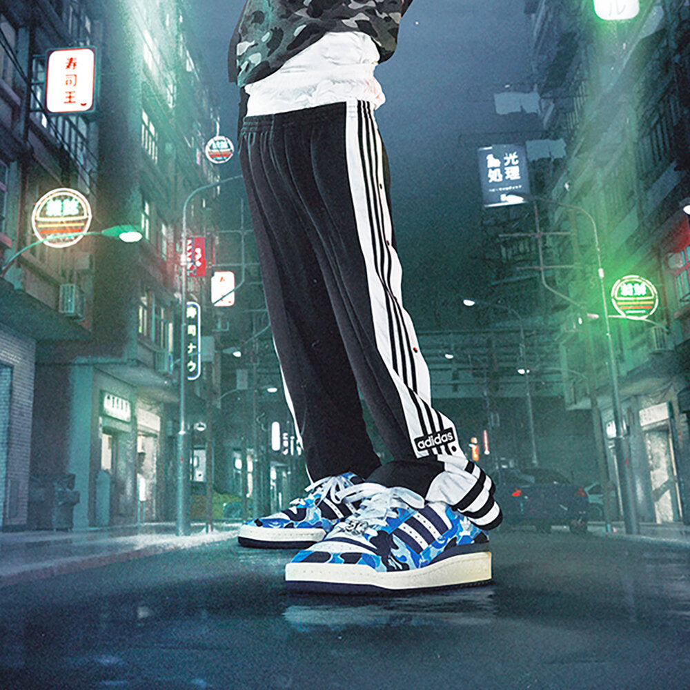 Adidas BAPE Forum 84 LOW Sneakers - Pale Blue / White / Dark Blue - view 2