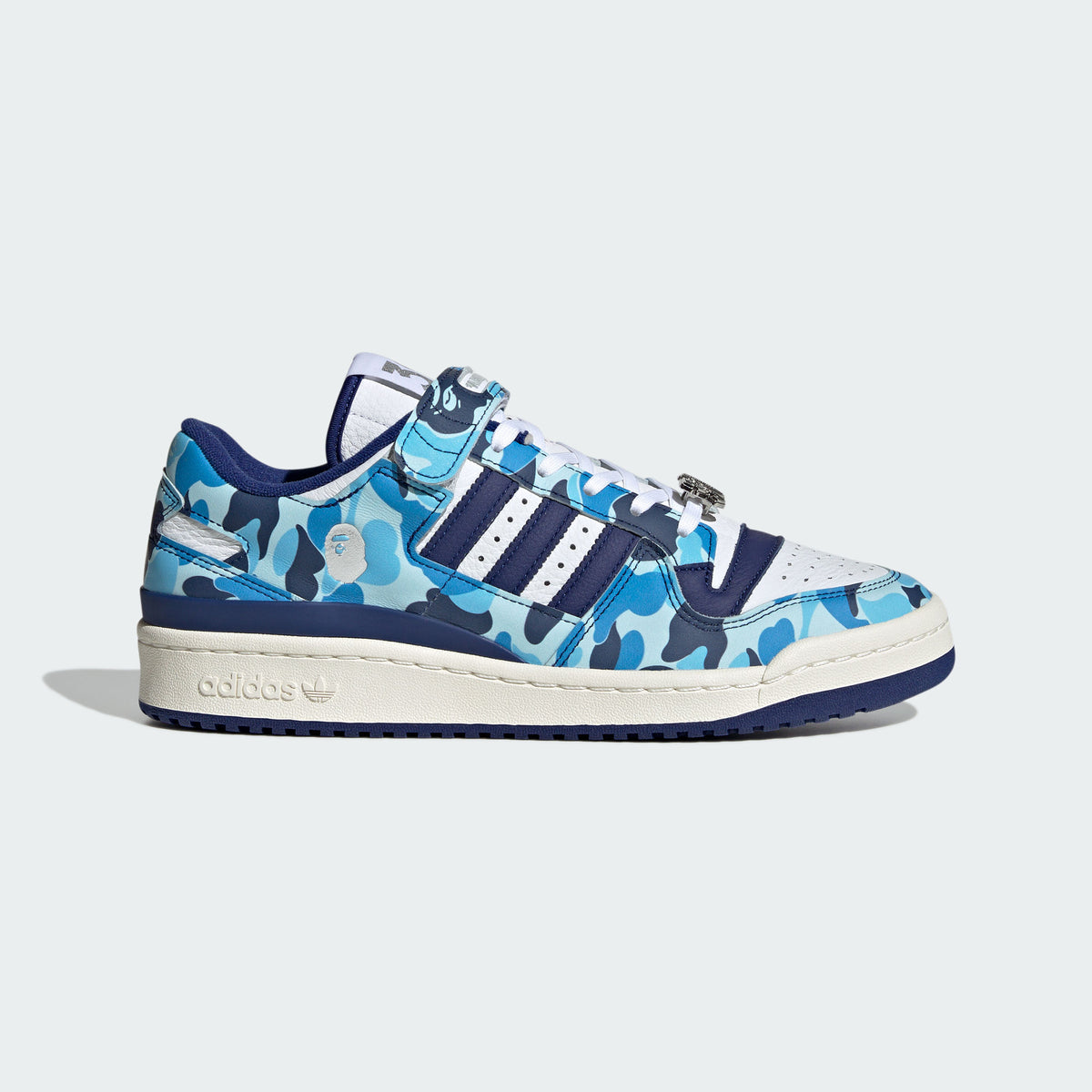 Adidas BAPE Forum 84 LOW Sneakers - Pale Blue / White / Dark Blue - view 6