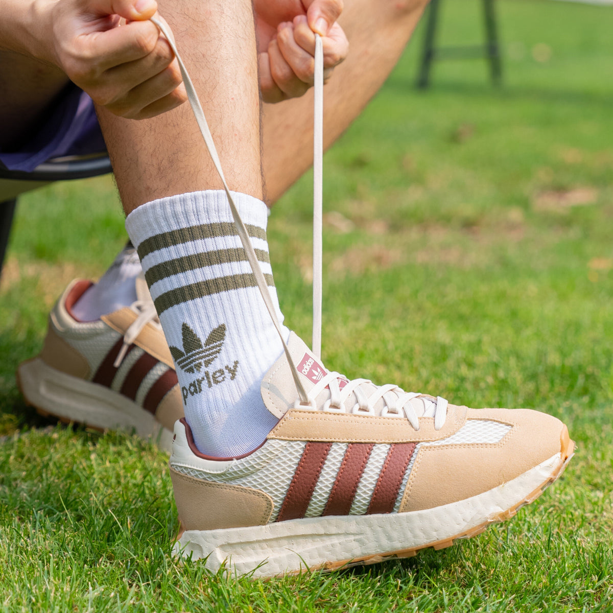 Adidas Retropy E5 Sneakers - Pink White / Light Khaki - view 1