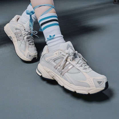 Adidas Response CL Sneakers - White / Beige / Light Grey - view 3