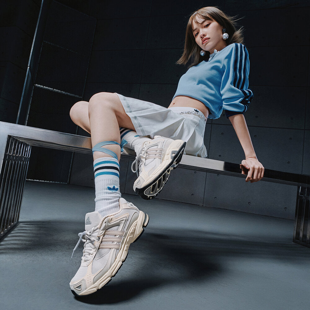 Adidas Response CL Sneakers - White / Beige / Light Grey - view 6