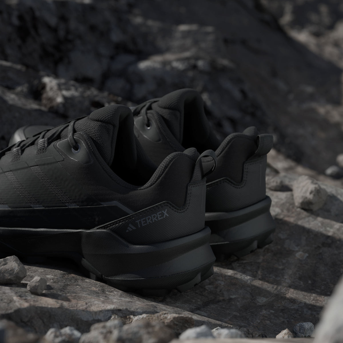 Adidas Terrex Skychaser AX5 Sneakers - Black / Carbon - view 8