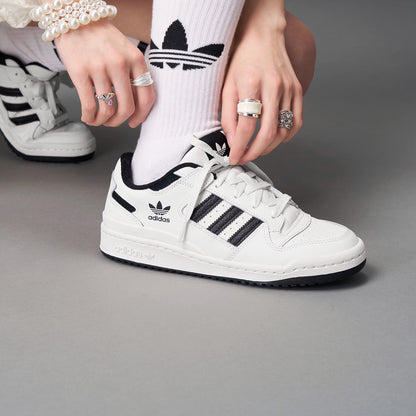 Adidas Forum LOW CL Sneakers - Crystal White / Core Black - view 1