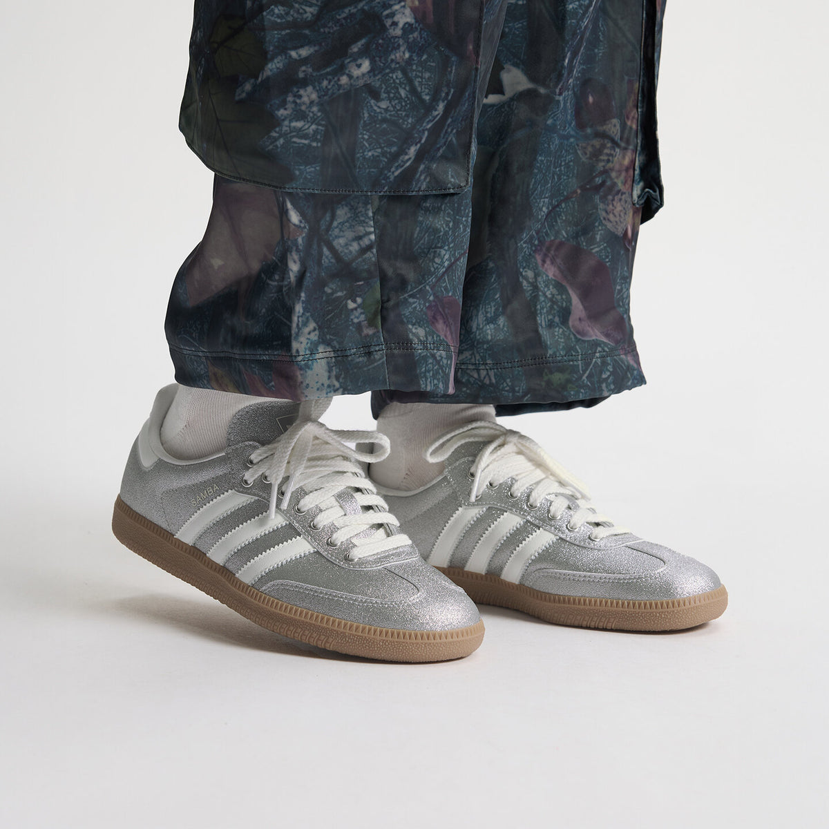 Adidas Samba OG W Sneakers - Silver Metallic / Chalk White - view 2