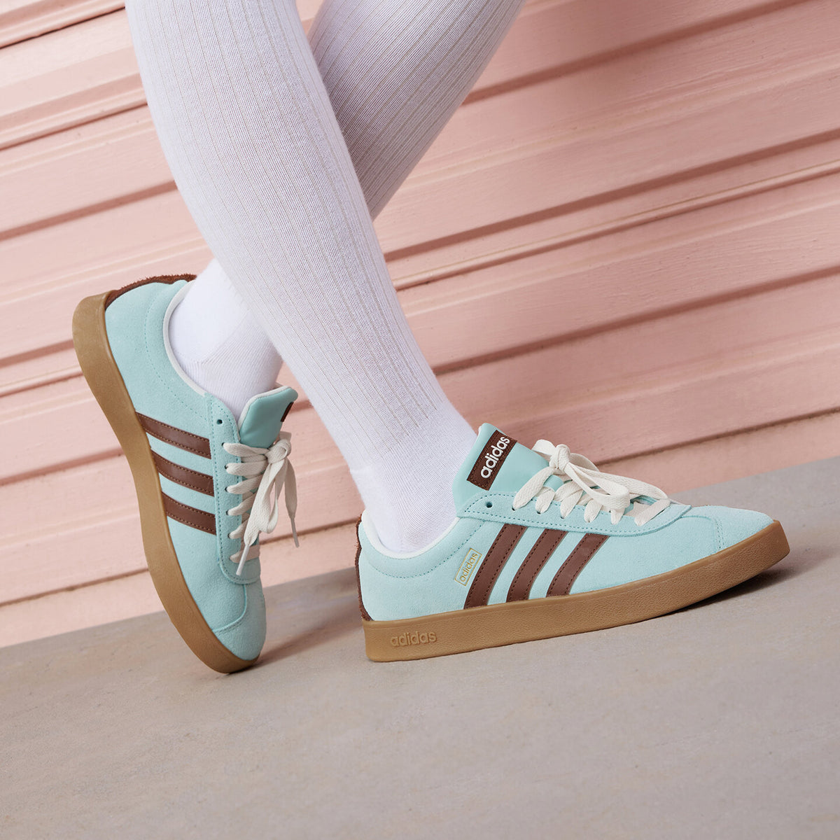 Adidas VL Court Classic Sneakers - Light Flash Blue / Brown / Pale Green - view 6