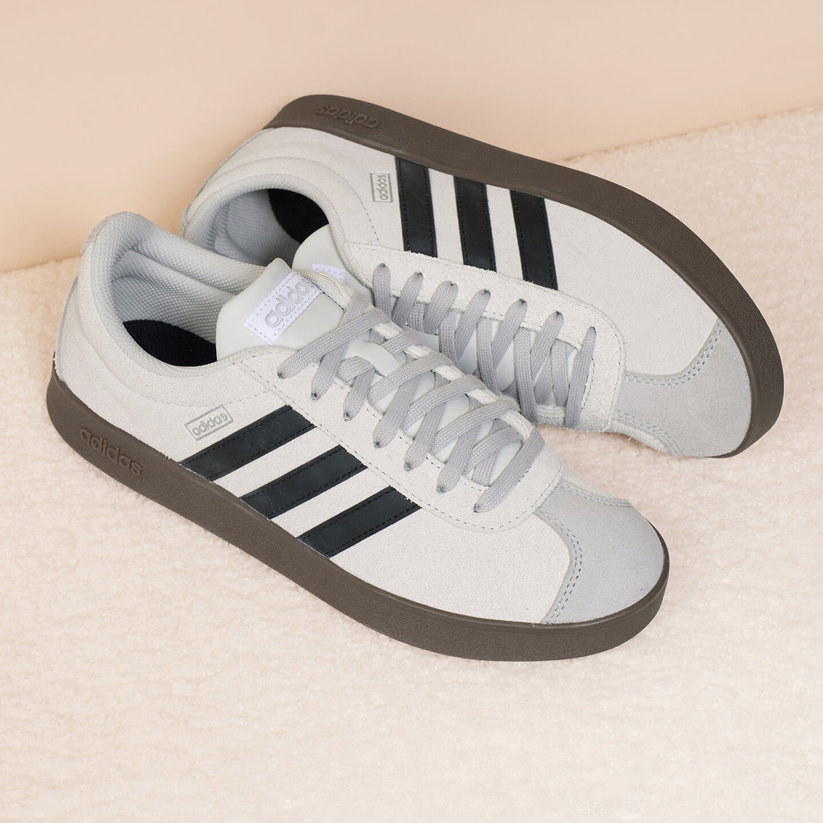 Adidas VL Court 2.0 Sneakers - Dark Blue / Light Blue / Resin Yellow - view 2