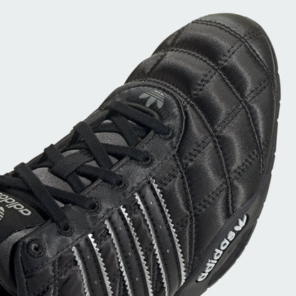 Adidas Adiracer LO W Sneakers - Black / Silver Metallic - view 8