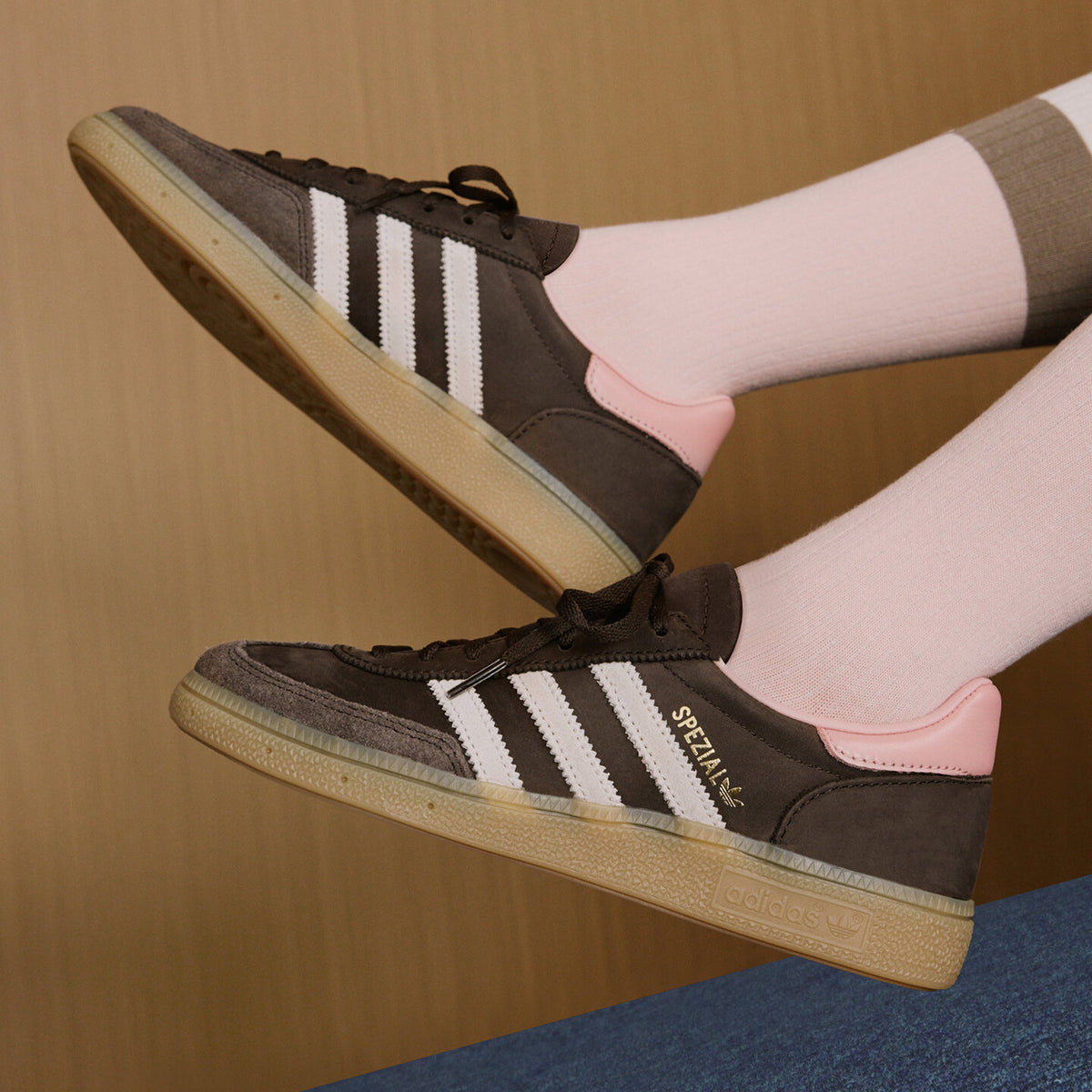 Adidas Handball Spezial W Sneakers - Dark Blue / Wonder Quartz / Pink Blue - view 1