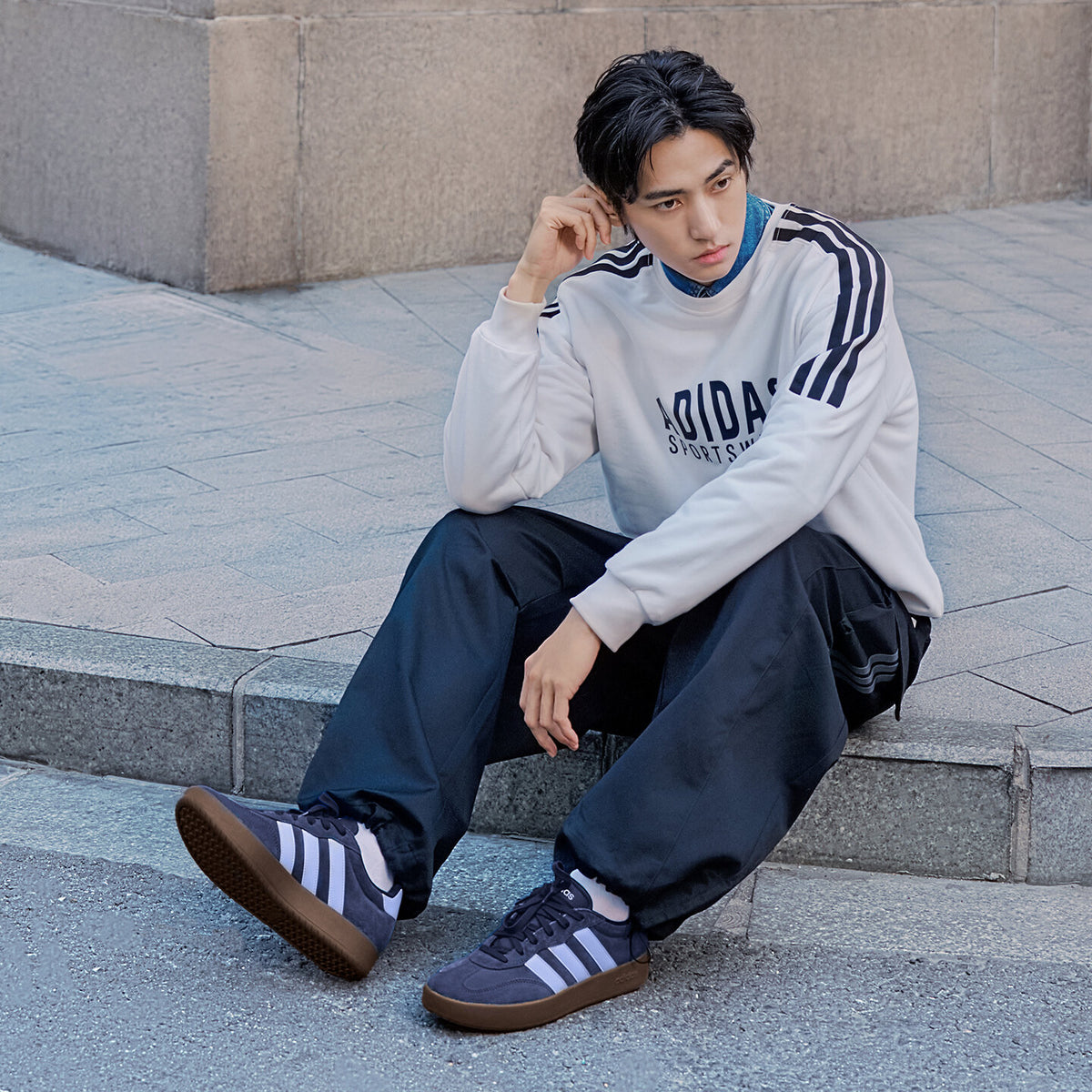 Adidas Barreda Sneakers - view 3
