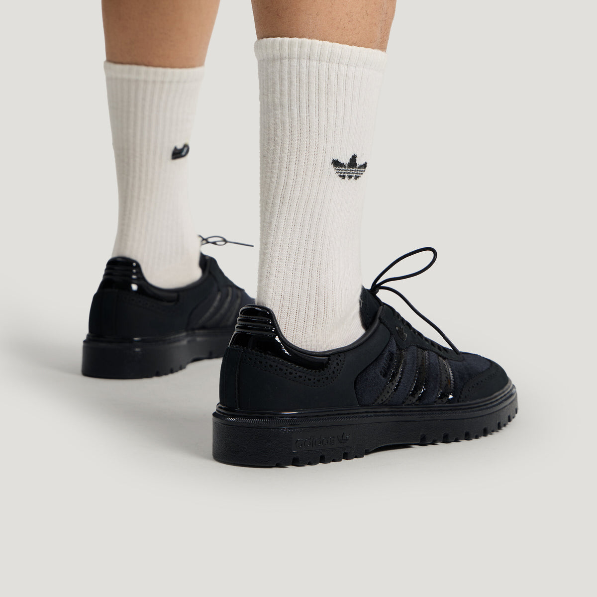 Adidas Samba WTR Sneakers - Black - view 2