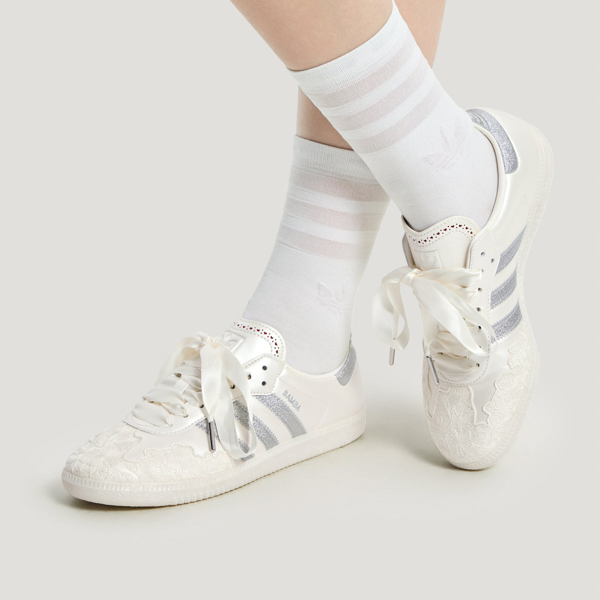 Adidas Samba OG W Sneakers - Crystal White / Silver Metallic - view 5