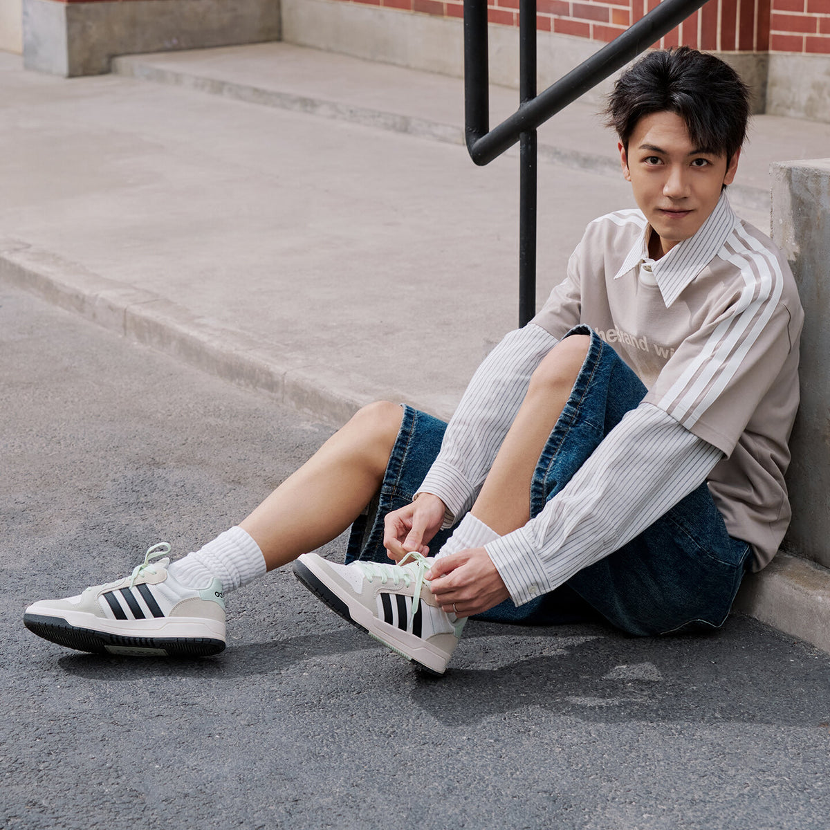 Adidas Entrap Sneakers - White / Black - view 7