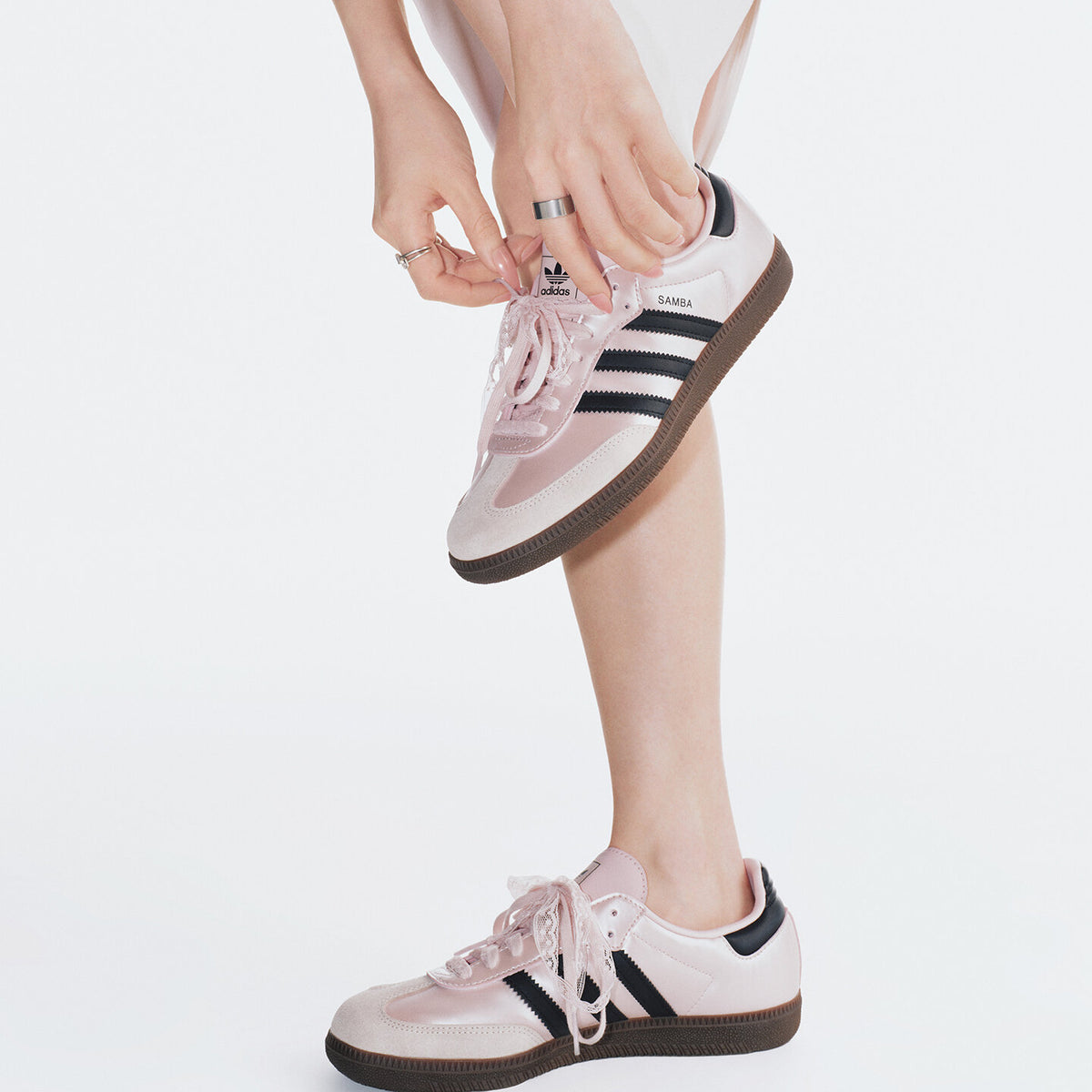 Adidas Samba OG W Sneakers - Light Pink / Black - view 2