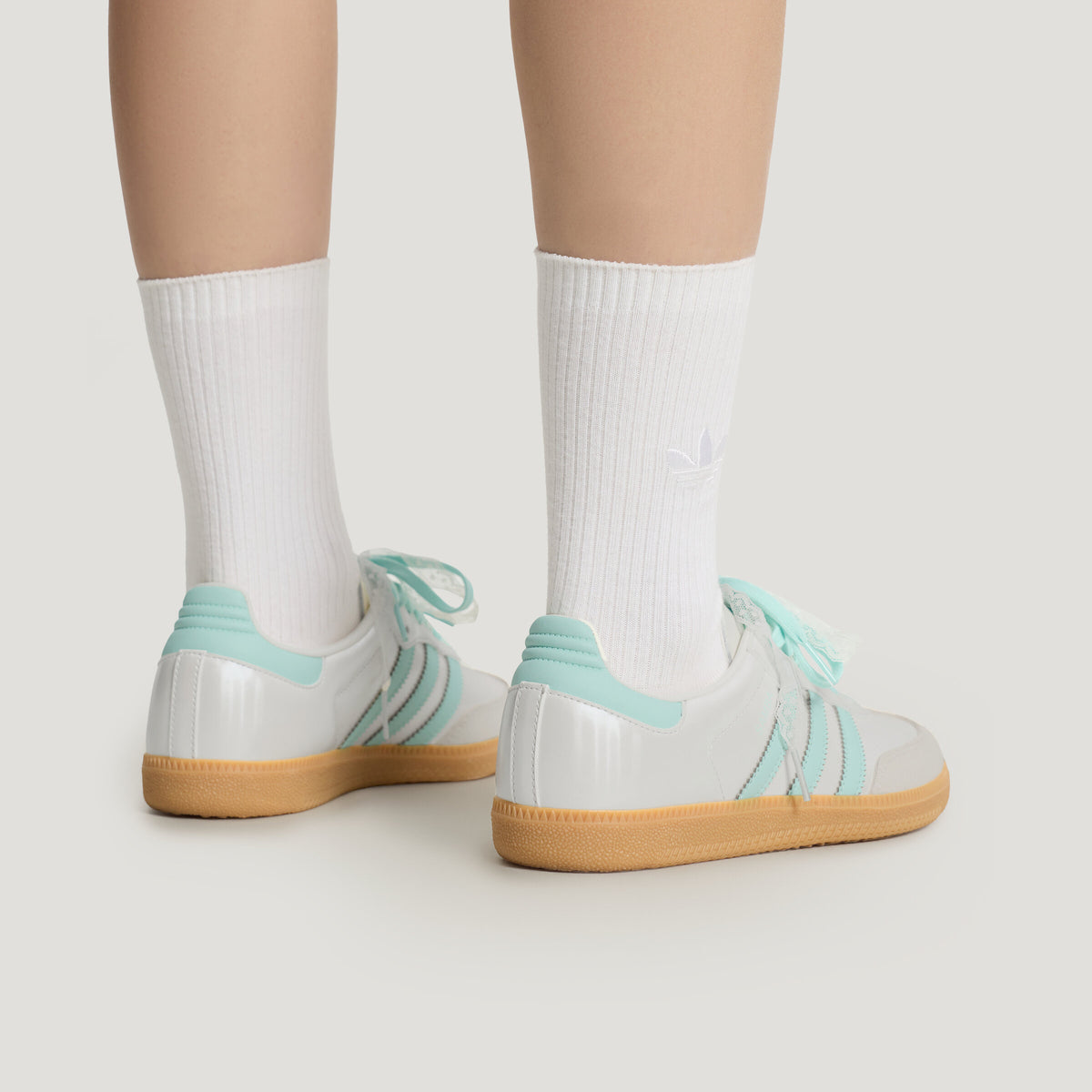 Adidas Samba OG Sneakers - Light Pink / Black - view 2