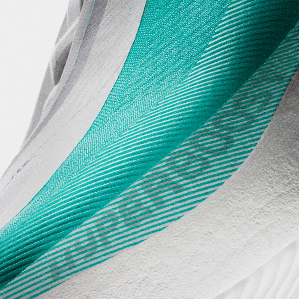 Adidas Hyperboost EDGE M Sneakers - White / Green / White Metallic - view 6