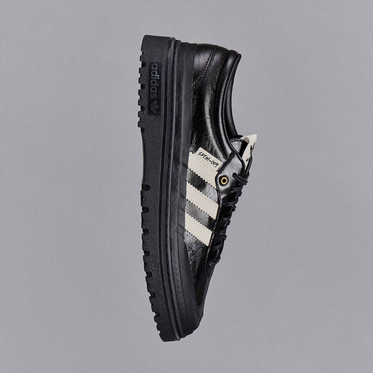 Adidas Samba LX Freizeit SFTM Sneakers - Black / Chalk White - view 5
