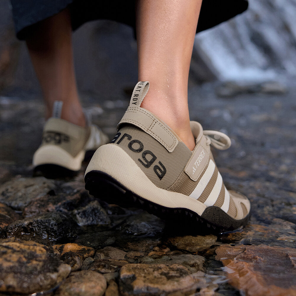 Adidas Terrex Daroga TWO 13 H.rdy Sneakers - Black / White - view 2