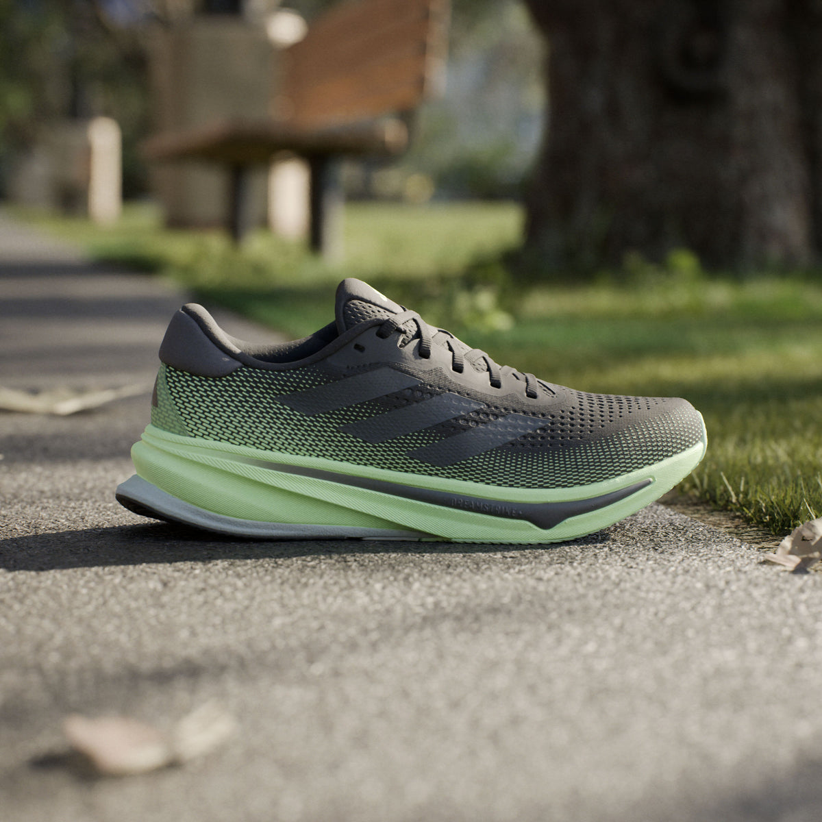 Adidas Supernova RISE Sneakers - Black / Green - view 2