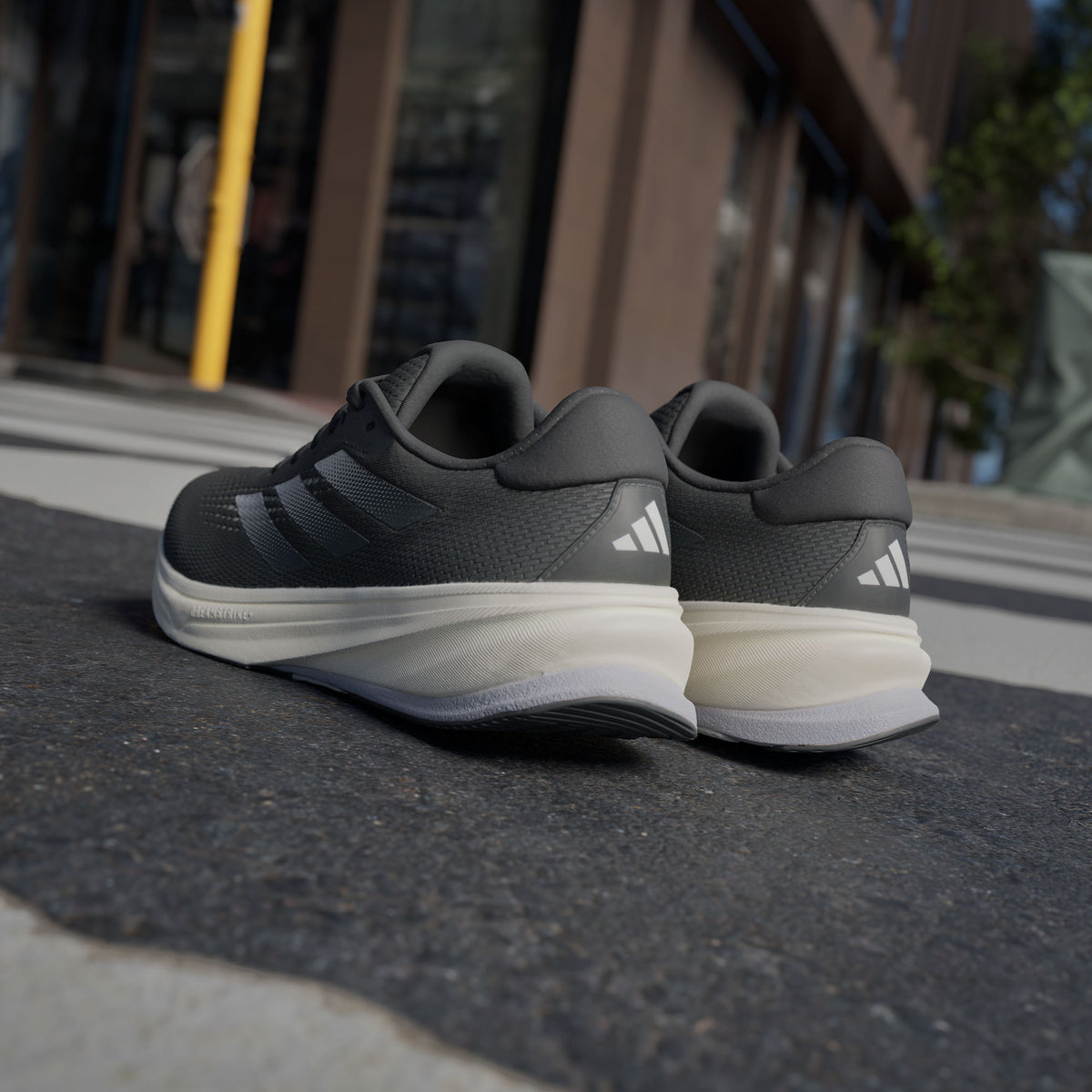 Adidas Supernova RISE Sneakers - Black - view 4