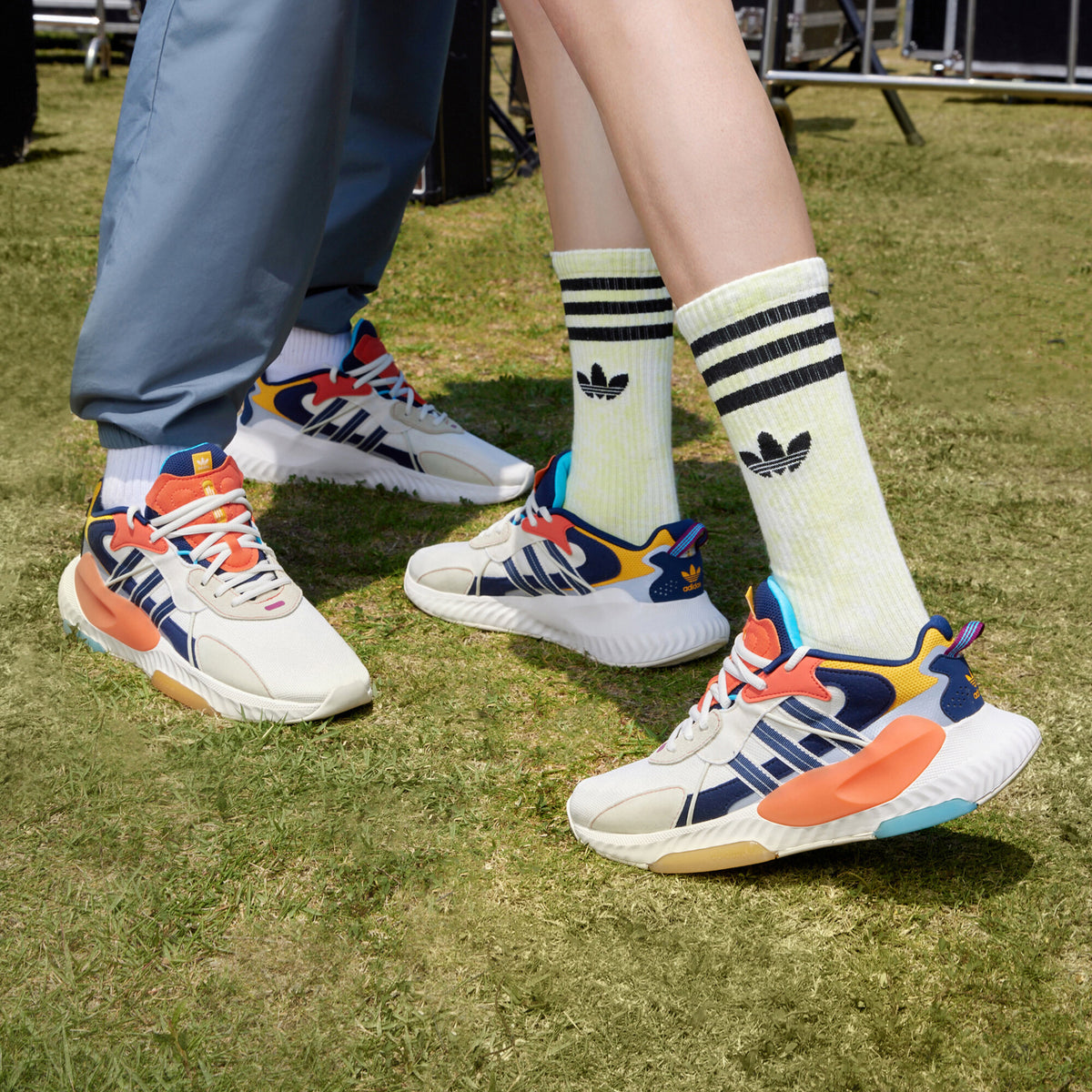 Adidas HI-TAIL Sneakers - White / Dark Navy / Silver / Yellow / Beige - view 6