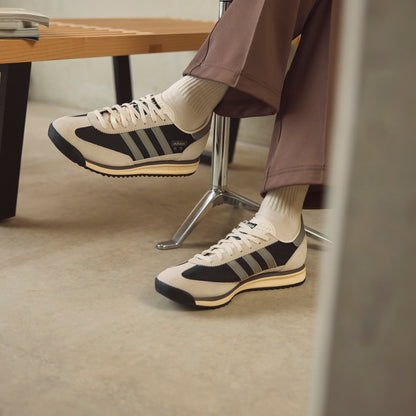 Adidas SL72 RS Sneakers - Chalk White / Black - view 1