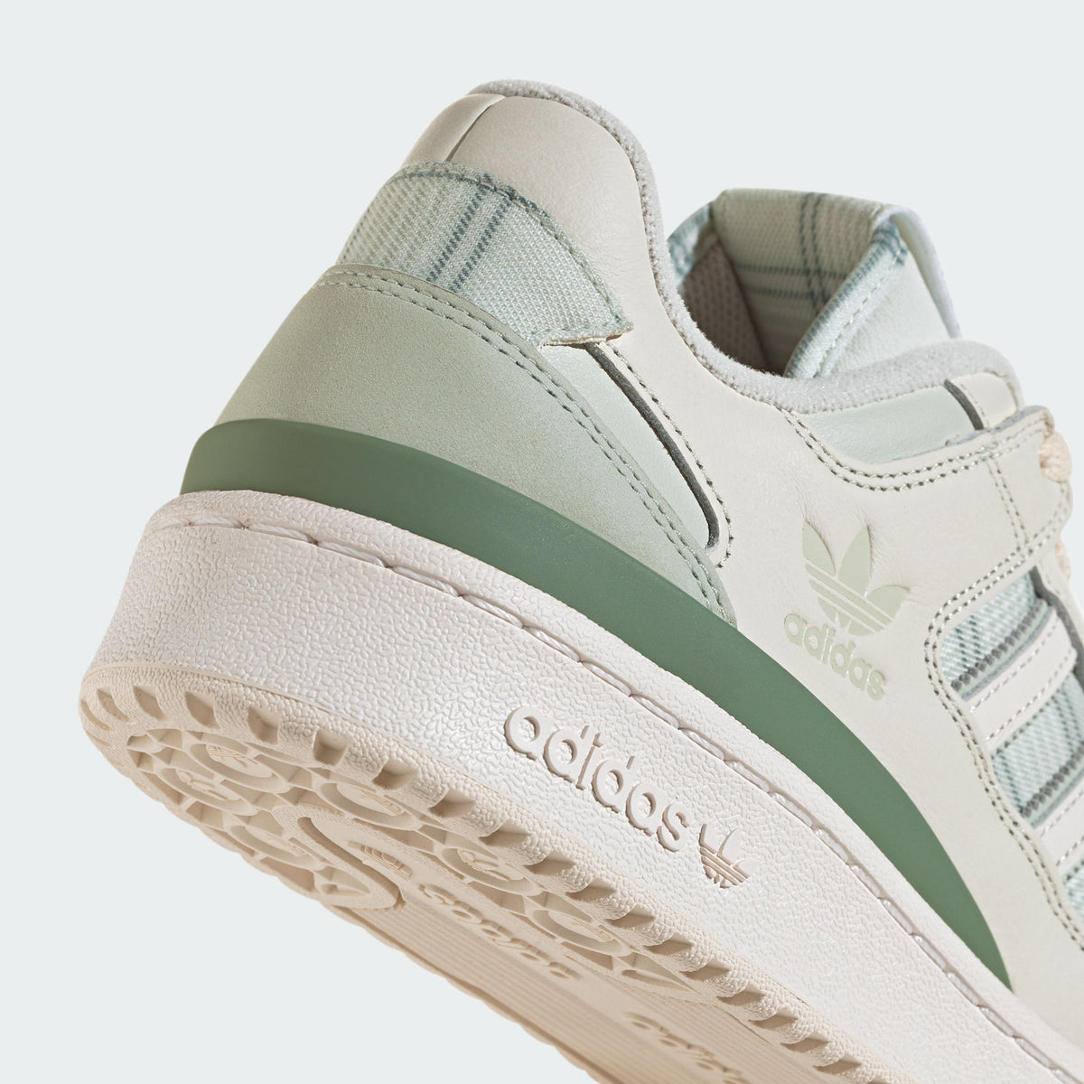 Adidas Forum LOW CL Sneakers - Ivory / White / Sand - view 8