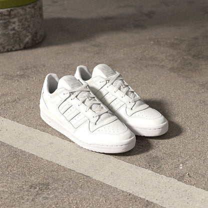 Adidas Forum LOW CL Sneakers - Crystal White / Core Black - view 1