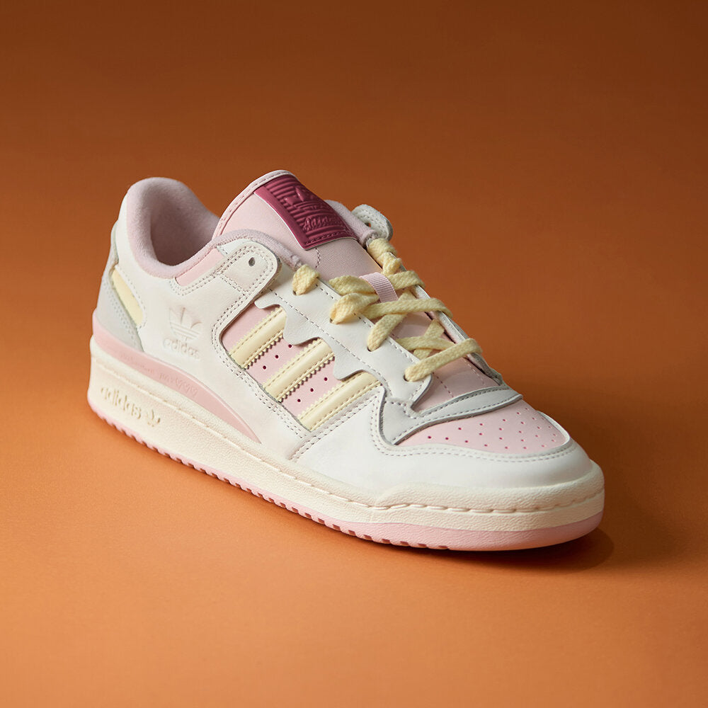 Adidas Forum LOW CL Sneakers - Clear Pink / Warm Vanilla / Crystal White - view 2