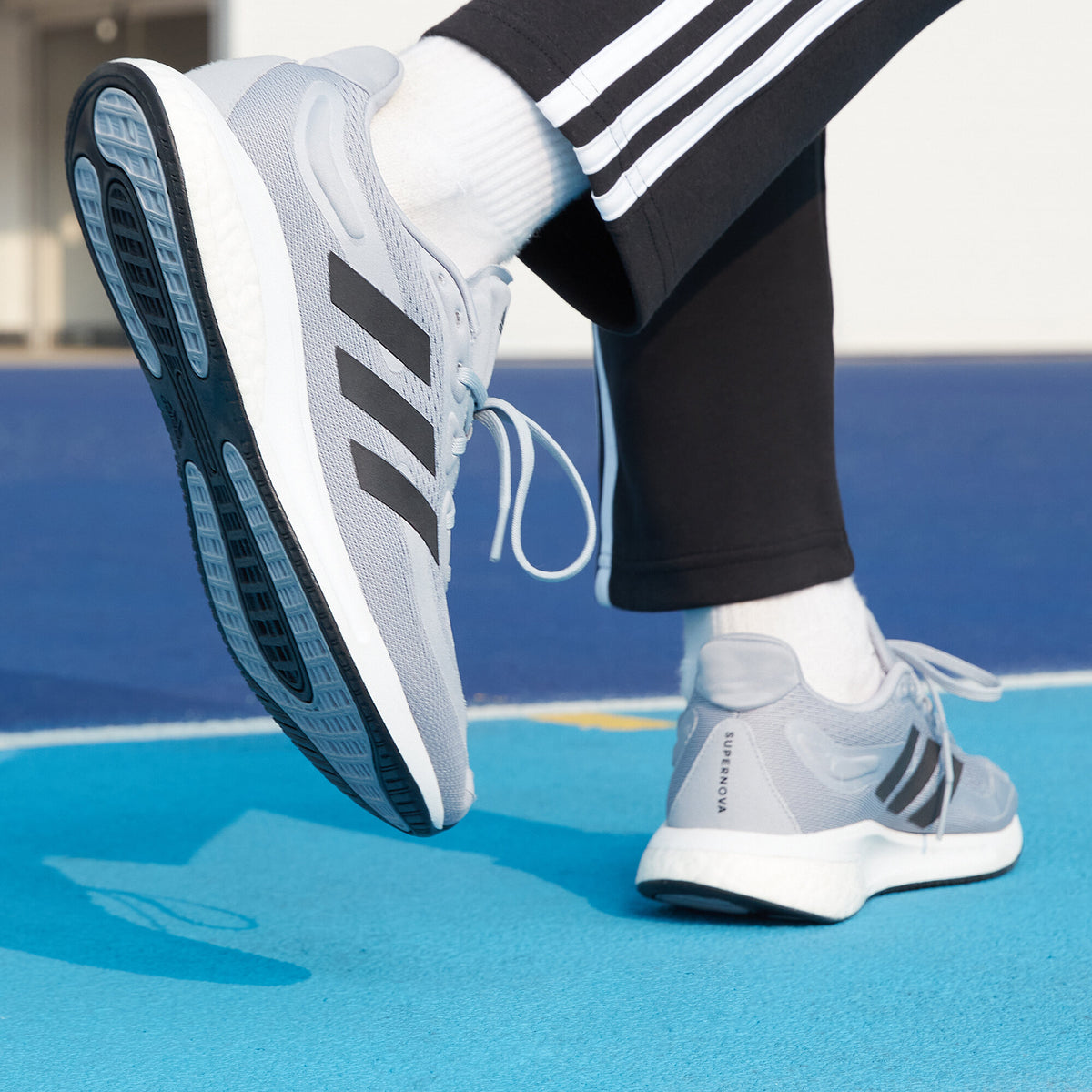 Adidas Supernova Sneakers - Grey / Black - view 3
