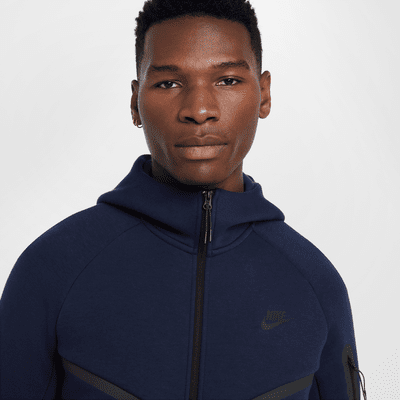 Nike Tech
