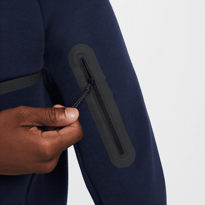 Nike Tech