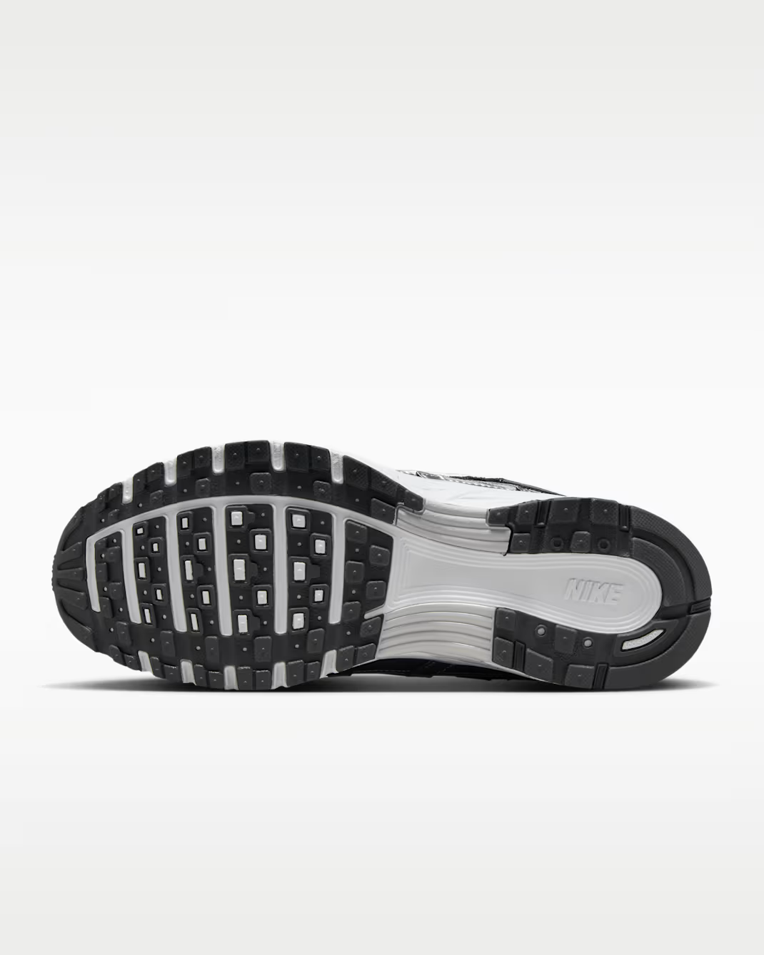 Nike P-6000