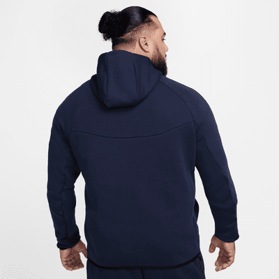 Nike Tech