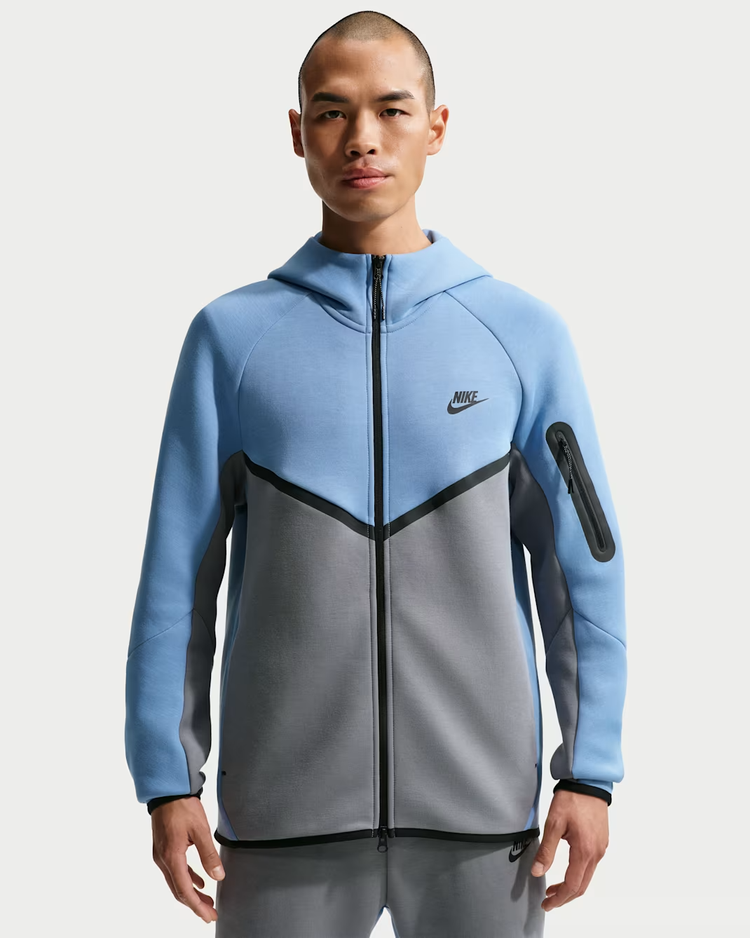 Nike Tech